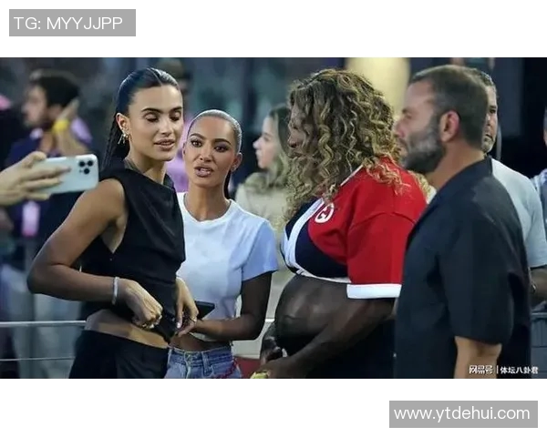 足球明星背后的魅力女性揭示她们的生活与挑战