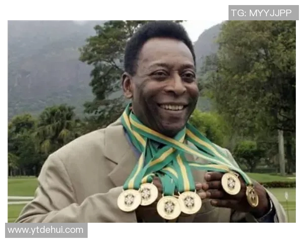 全球知名西方足球明星全名汇总及其成就介绍